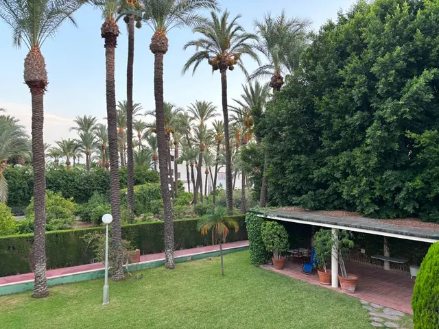 Impresionante Chalet en Alzabares, Elche - Ideal para Disfrutar del Espacio y la Naturaleza — 17