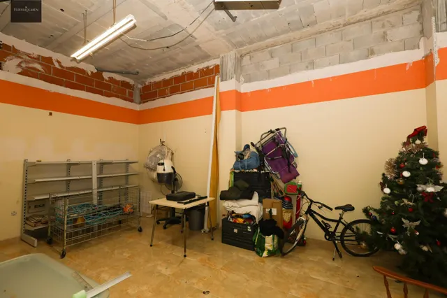 Local comercial en venta – opción conjunta o por separado — 26