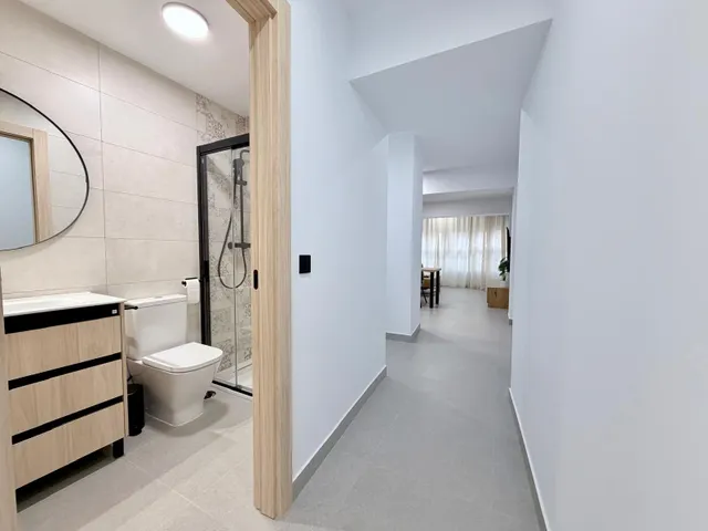 Precioso piso totalmente reformado en alquiler de larga temporada — 10