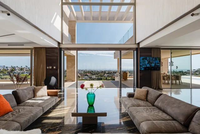 Chalet 5 habitaciones 1266m² en venta - Costa del Sol — 3