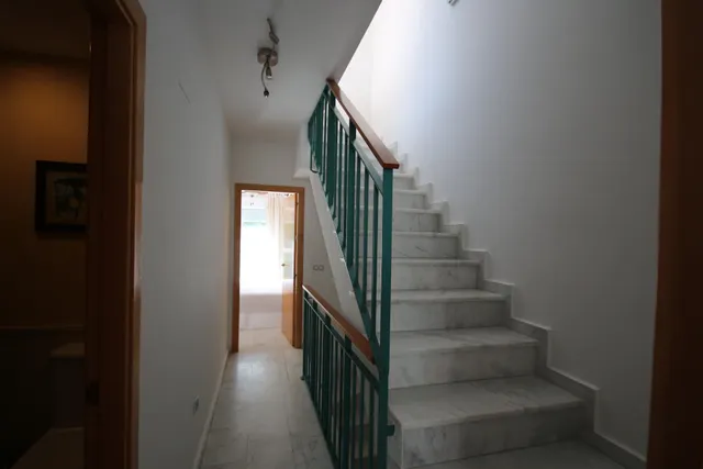 Exclusivo adosado de 3 plantas en Hoyo 14 junto al Campo de Golf – Nuevo Portil — 22