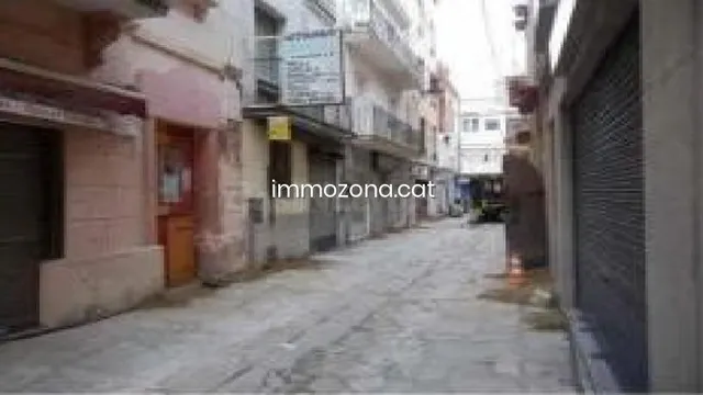 LOCAL OCUPADO EN COPROPIEDAD DE 53 M2 EN C/ EMILI MARTINEZ P - foto 3