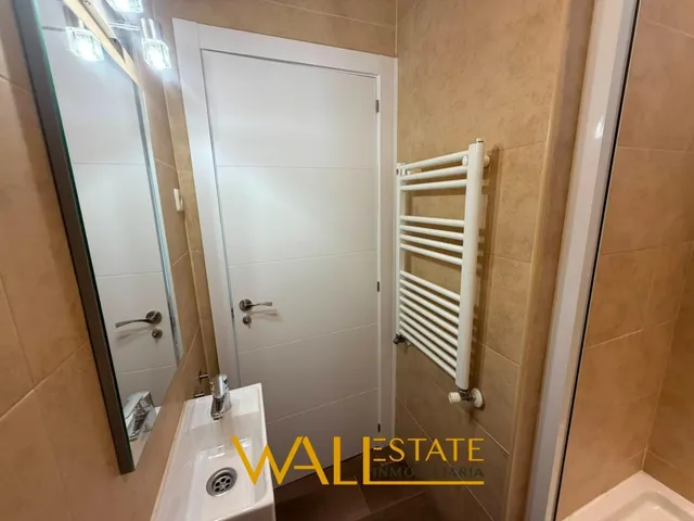Espectacular piso de 3 dormitorios con balcón en pleno centro — 36