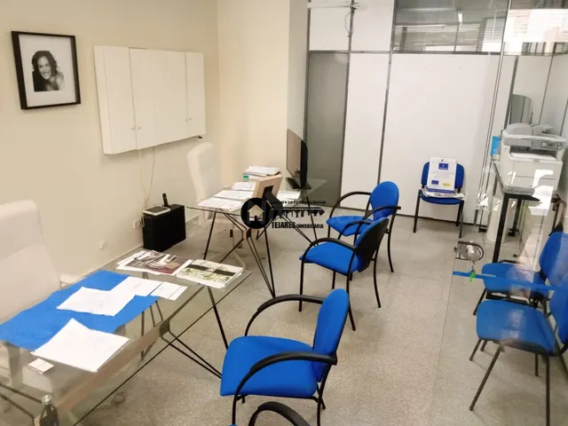 INMOBILIARIA TEJARES ALQUILA OFICINAS COMERCIALES CON AULAS  - foto 2
