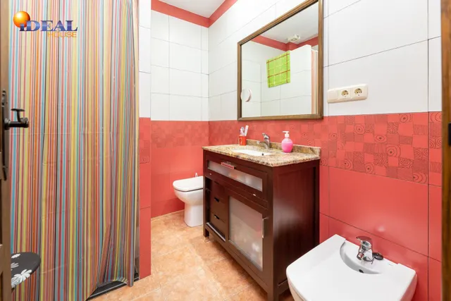 VIVIENDA PAREADA EN MONTELUZ — 27