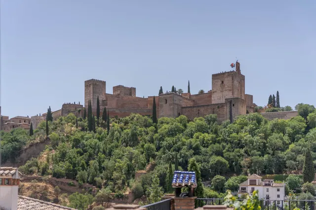 Espectacular casa con vistas directas a la Alhambra y Licencia Turística Activa en el Albaicín — 24