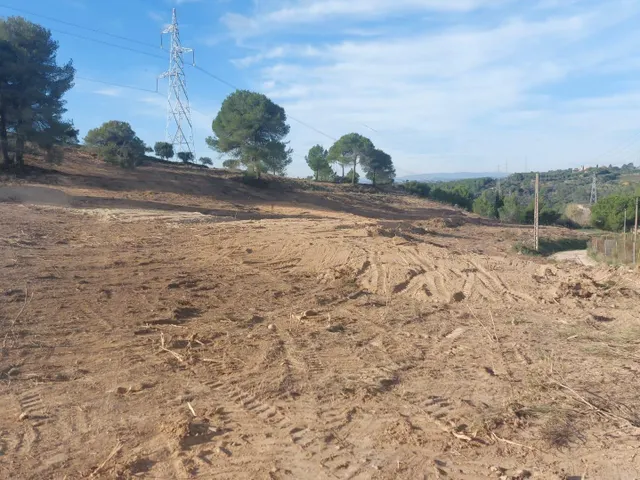 Terreno rústico de 10.735 m2 en Castellbisbal zona Can Nicolau de Dalt. — 4