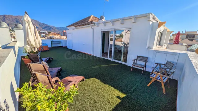 ATICO DUPLEX CON ESPECTACULARES VISTAS AL MAR
