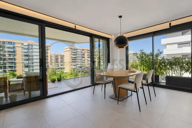 Icono arquitectónico en PAU 5: Espectacular vivienda reforma - foto 5