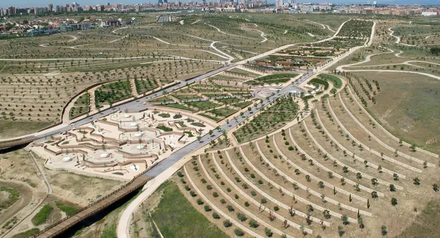 Impresionante vivienda de lujo en Valdebebas con terraza y vistas al parque — 6
