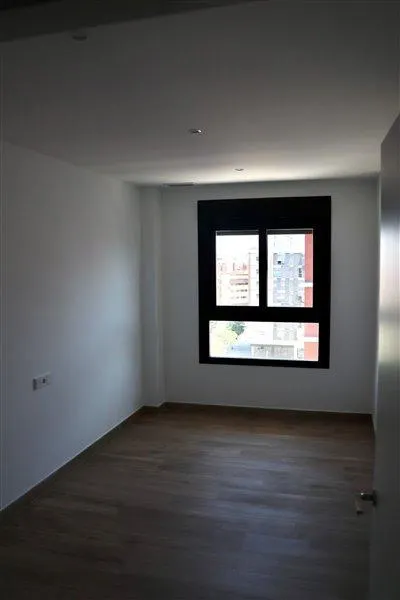 PISO DE 3  DORMITORIOS CON PISCINA Y TERRAZA — 6