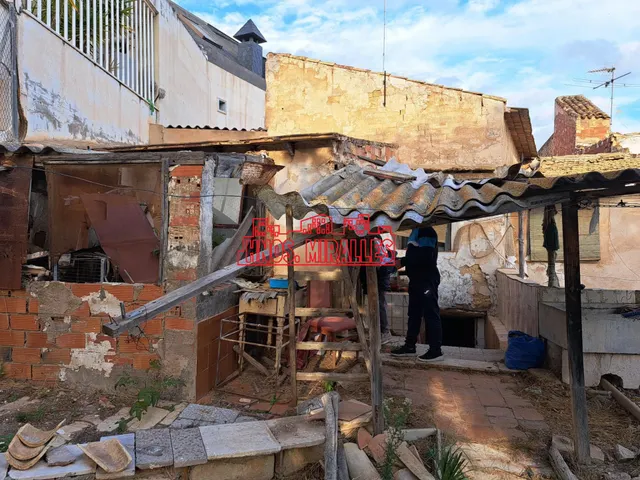 INTERESANTE CASA PARA REFORMAR EN ASPE — 13
