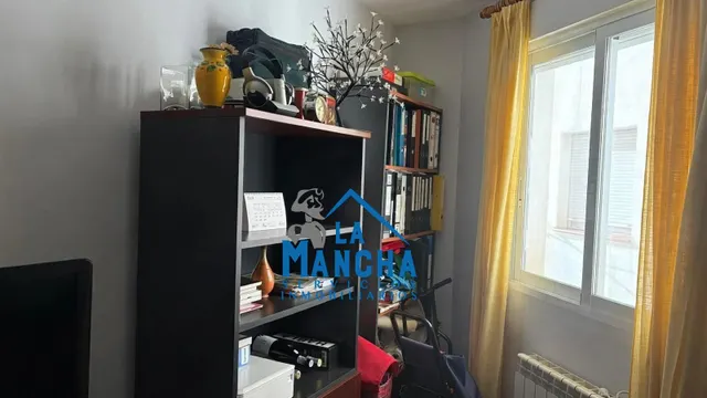 *320.000€* inmobiliaria la mancha vende piso en el centro de Albacete-carretas — 36