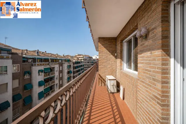 Impresionante piso en el centro de Granada. — 11