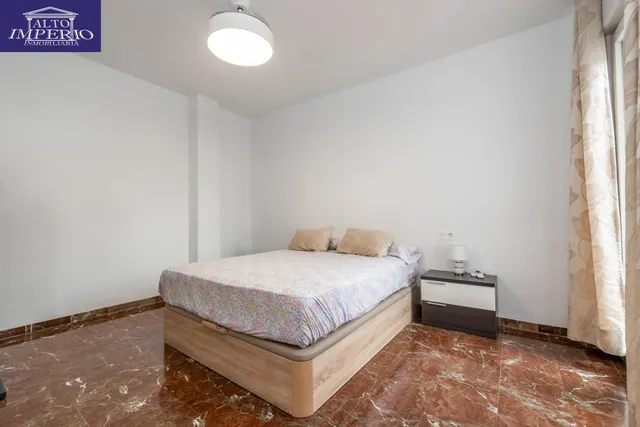 Encantadora Casa Reformada en Ogijares con Vistas y Espacios para Disfrutar — 21