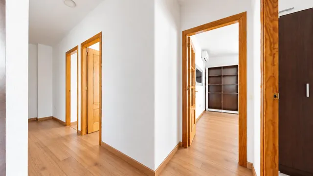 Oportunidad Única en Villablanca: Piso de Tres Dormitorios con garaje y muchísima luz — 8