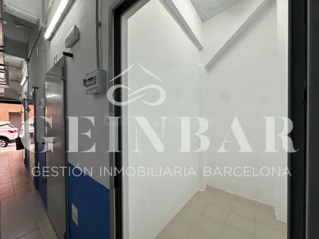 SE ALQUILA TRASTERO DE 4 m2 – ACCESO 24/7 - foto 3