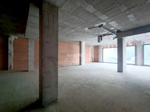 VENTA DE LOCAL COMERCIAL A PIE DE CALLE EN CAPPONT — 9