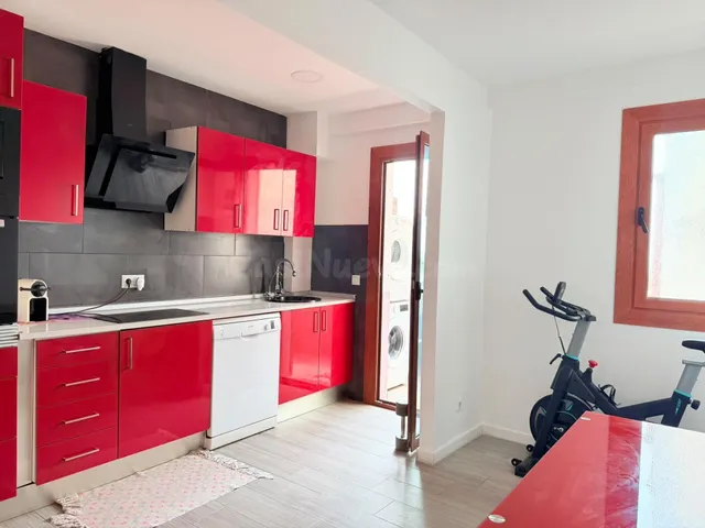 SE VENDE 2º PISO EN EL COLL DEN RABASSA — 3