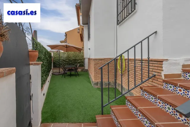 Encantadora Casa Reformada en Ogijares con Vistas y Espacios para Disfrutar — 39