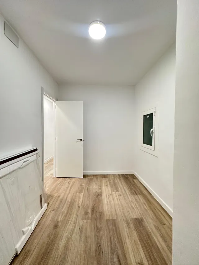PLANTA BAJA REFORMADA CON PATIO EN MOLLET — 23