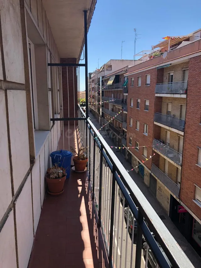 Piso 4 habitaciones 100m² en alquiler - Carmelitas-Oeste - foto 3