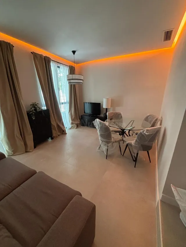 SE ALQUILA PISO A ESTRENAR, ZONA SANTA JUSTA, LUIS MONTOTO - foto 2