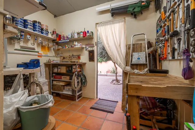 EXCLUSIVA VIVIENDA CON PISCINA PRIVADA EN URBANIZACIÓN "EL TORREÓN" EN ALBOLOTE. — 11