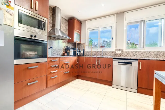 Casa con jardín, porche y terrazas solárium en Mas del Plata, Cabra del Camp — 15
