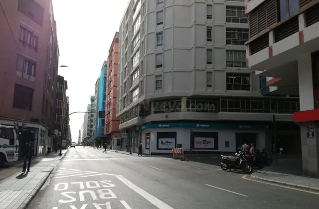 Local comercial 134m² en venta - Alcaravaneras - foto 5