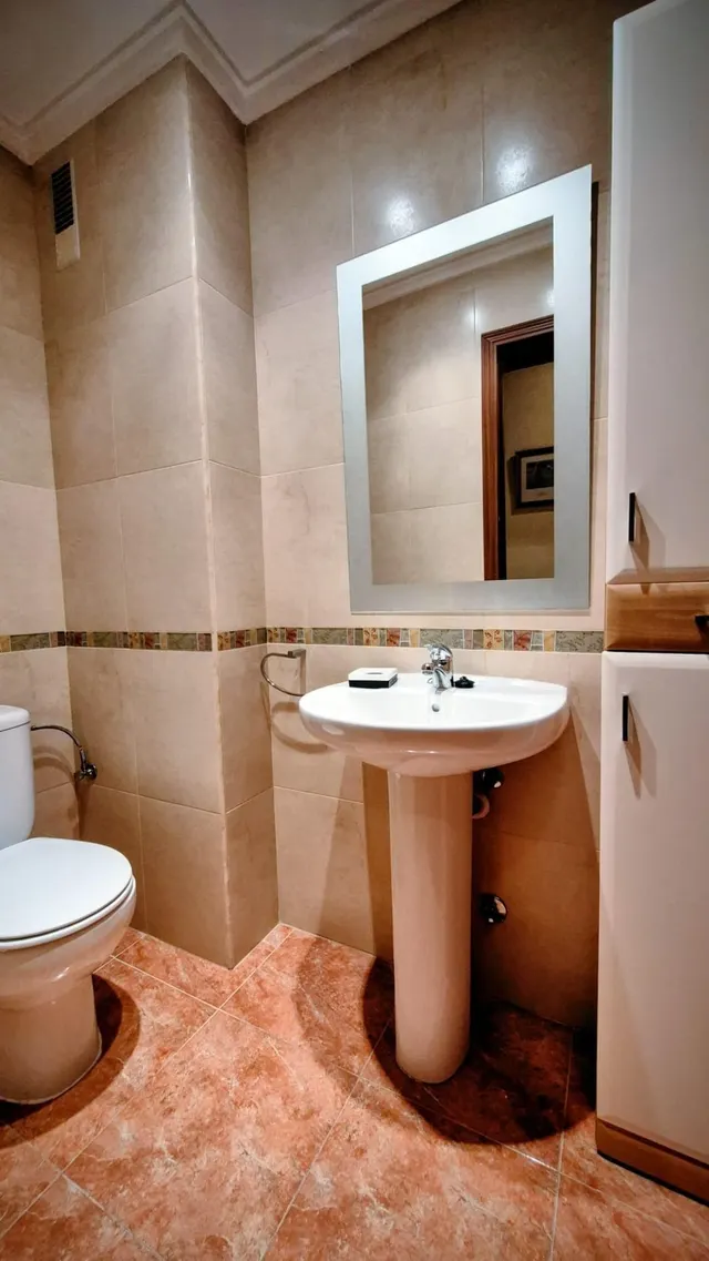 ¡SUPER PRECIO! APARTAMENTO EN PRIMERA LINEA DE PLAYA CON VISTAS AL MAR + PISCINA COMUNITARIA — 12