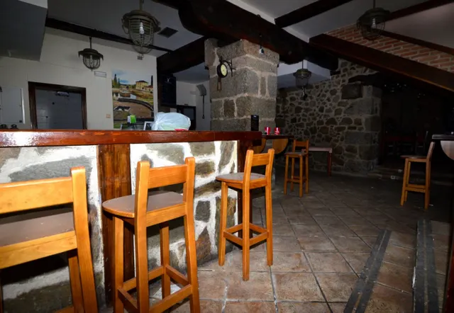 Urbis te ofrece un magnífico local comercial disponible en el centro de Béjar (Salamanca) — 5