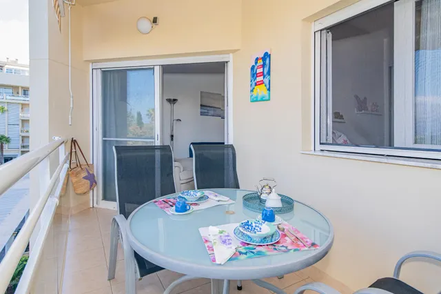 ¡Tu oasis junto a mar! Precioso piso de 2 dormitorios con terraza, piscina y garaje en Playa Poniente, Motril. — 14