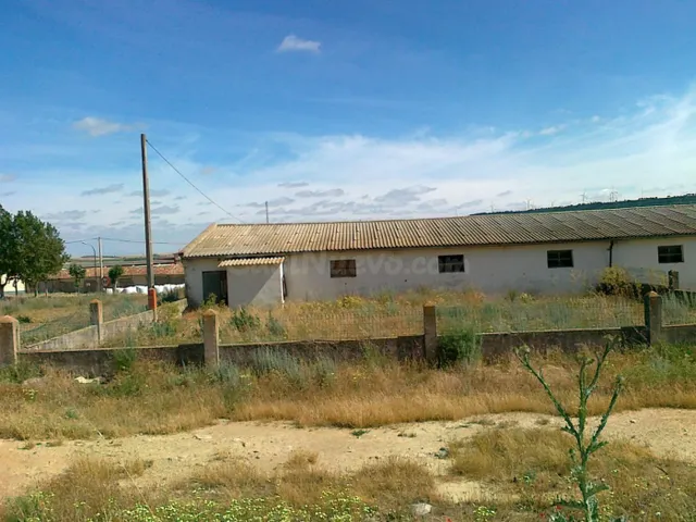 Nave industrial 1200m² en venta - Astudillo - foto 5