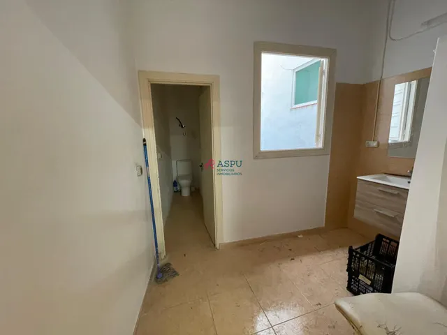 FINCA INDEPENDIENTE JUNTO AL AYUNTAMIENTO — 22