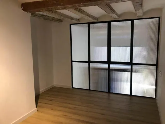 Planta baja a la venta ideal para inversores en El Raval, Barcelona — 34