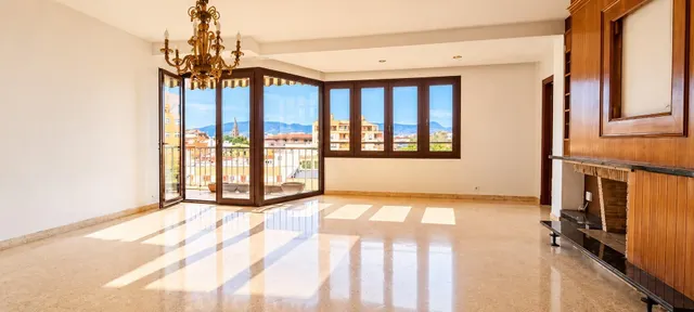 Amplio y luminoso piso en el centro de Palma con posibilidad de parking — 8