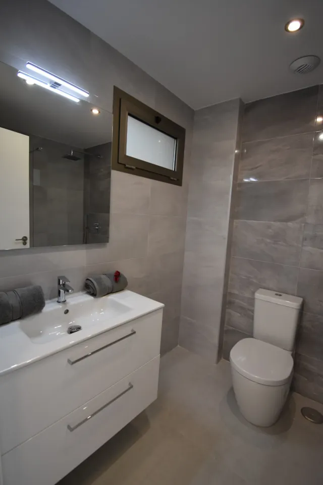 ESTUPENDO APARTAMENTO DE OBRA NUEVA 2 DORMITORIOS 2 BAÑOS  CON PISCINA EN ORIHUELA COSTA , ALICANTE — 15