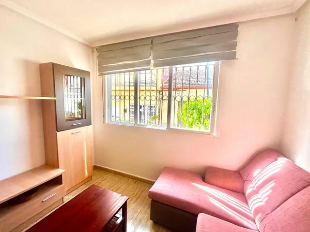 Planta baja con patio privado, trastero y ascensor a pasos d - foto 5