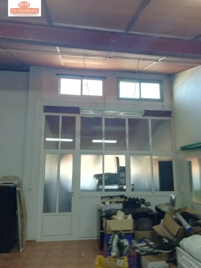 EXTRAORDINARIO LOCAL EN VENTA EN MADRIGUERAS PREPARADO PARA EDIFICAR VIVIENDA — 19