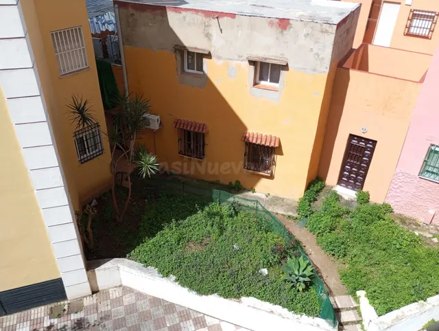 Venta de Piso + Plaza de Garaje en Algeciras, Cádiz. CDR - foto 3