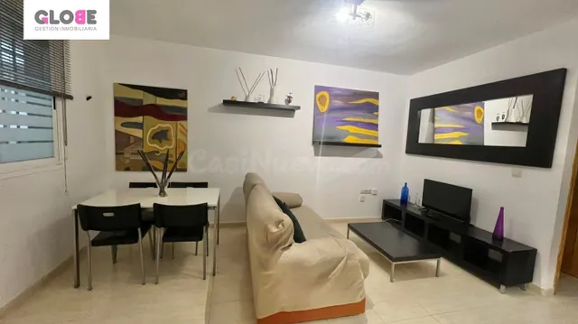 BONITO PISO EN ALQUILER EN URBANIZACIÓN , CON PISCINA - foto 2