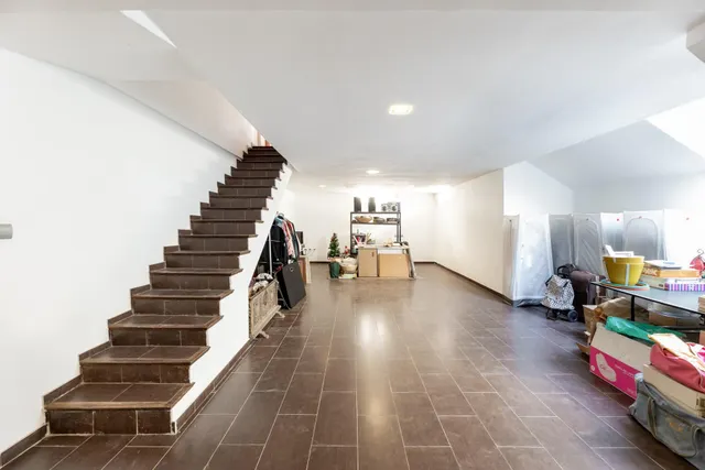 PRECIOSA CASA EN MONTELUZ — 25