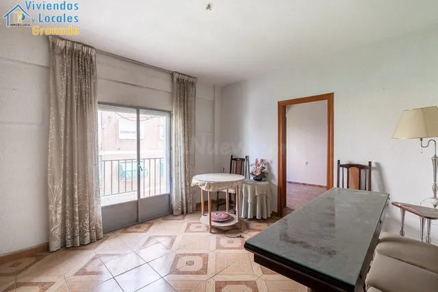 Piso en Zaidín — 3