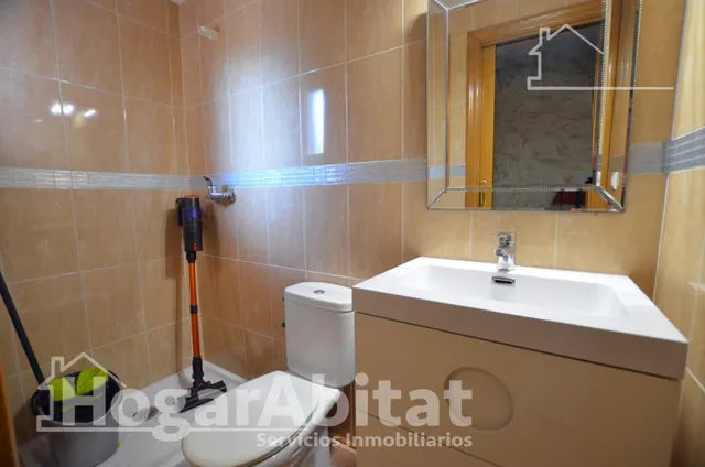 Precioso adosado con garaje, piscina y terraza — 30