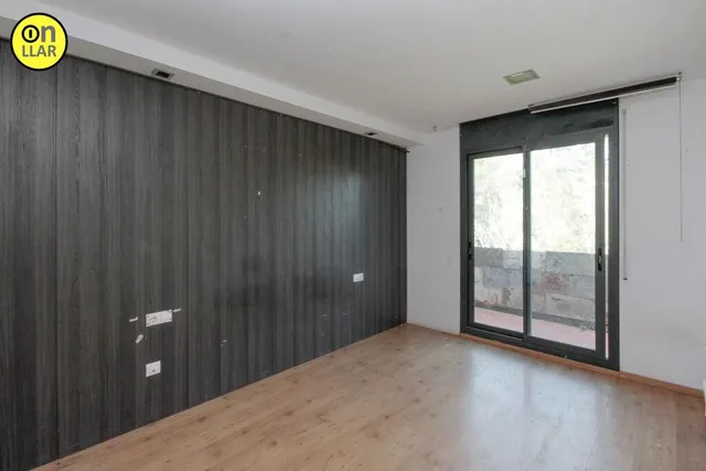 Amplio Chalet en Sentmenat posibilidad para dos familias — 19