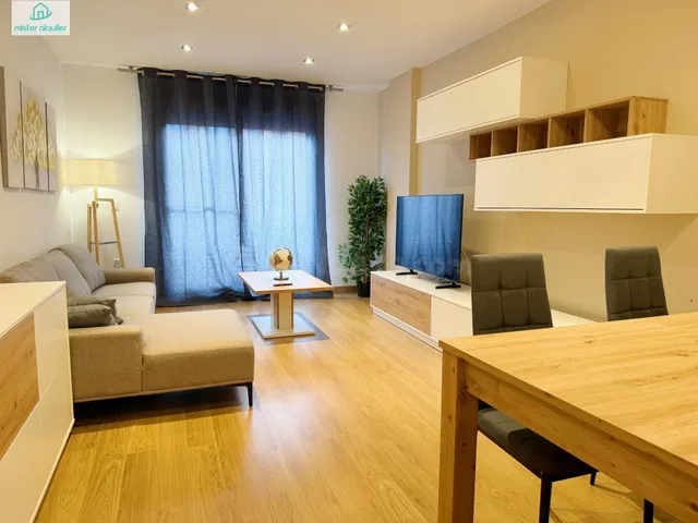 Apartamento 3 habitaciones 89m² en alquiler - Colonia Santa  - foto 2