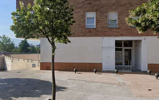 SE VENDE PLAZA DE PARKING EN VIC, ZONA CENTRO — 7