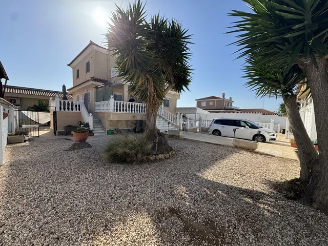 Villa 4 habitaciones 256m² en venta - Costa blanca sur - foto 2