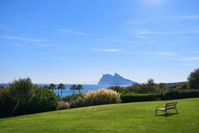 Parcela en venta - Playa la alcaidesa — 6